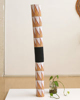 Kenan Namunjdja, Lorrkon (Hollow Log), Kunkurra, 133x14cm