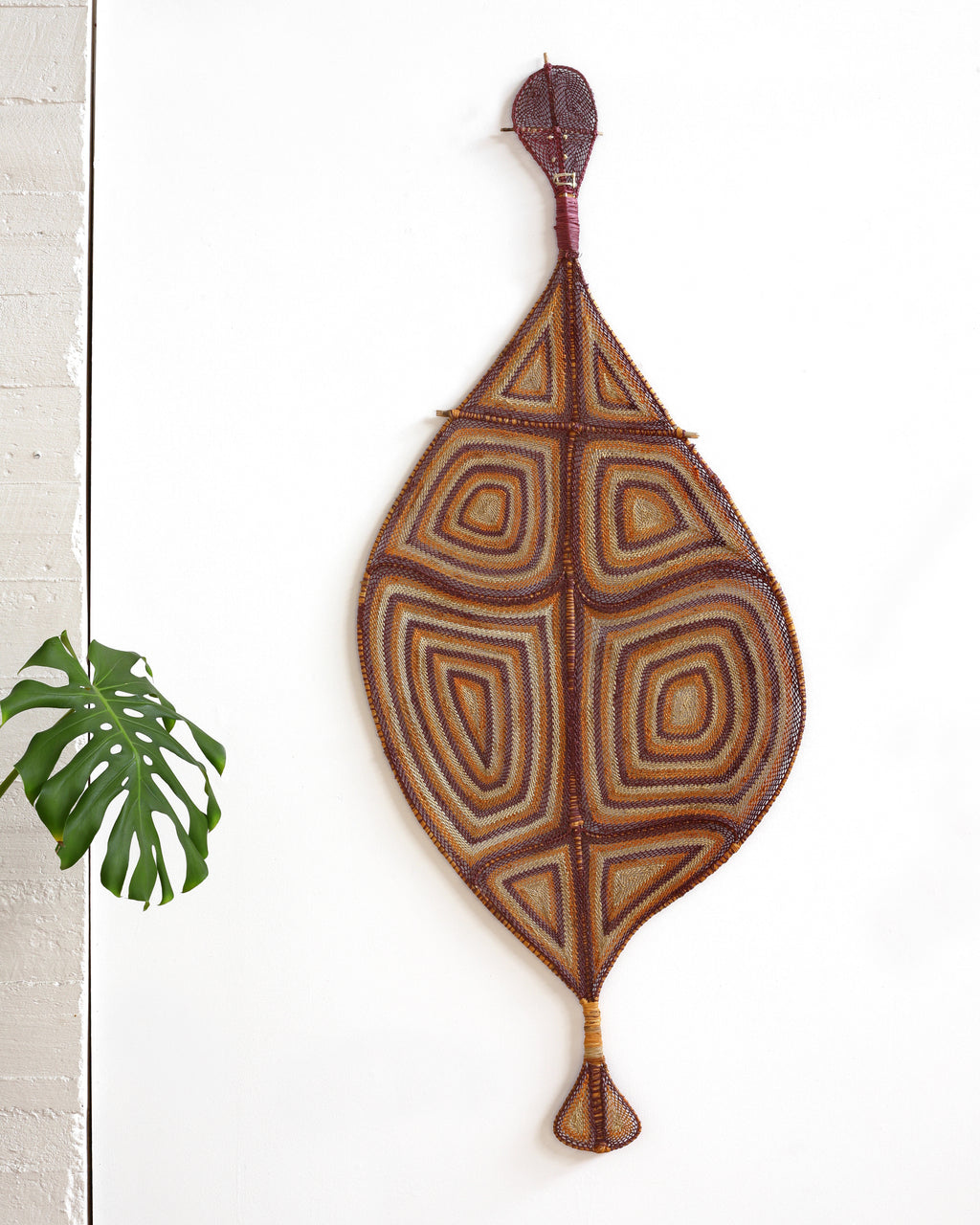 Louwa Bardaluna, Yawkyawk (Ngalkunburriyaymi), 167x68cm