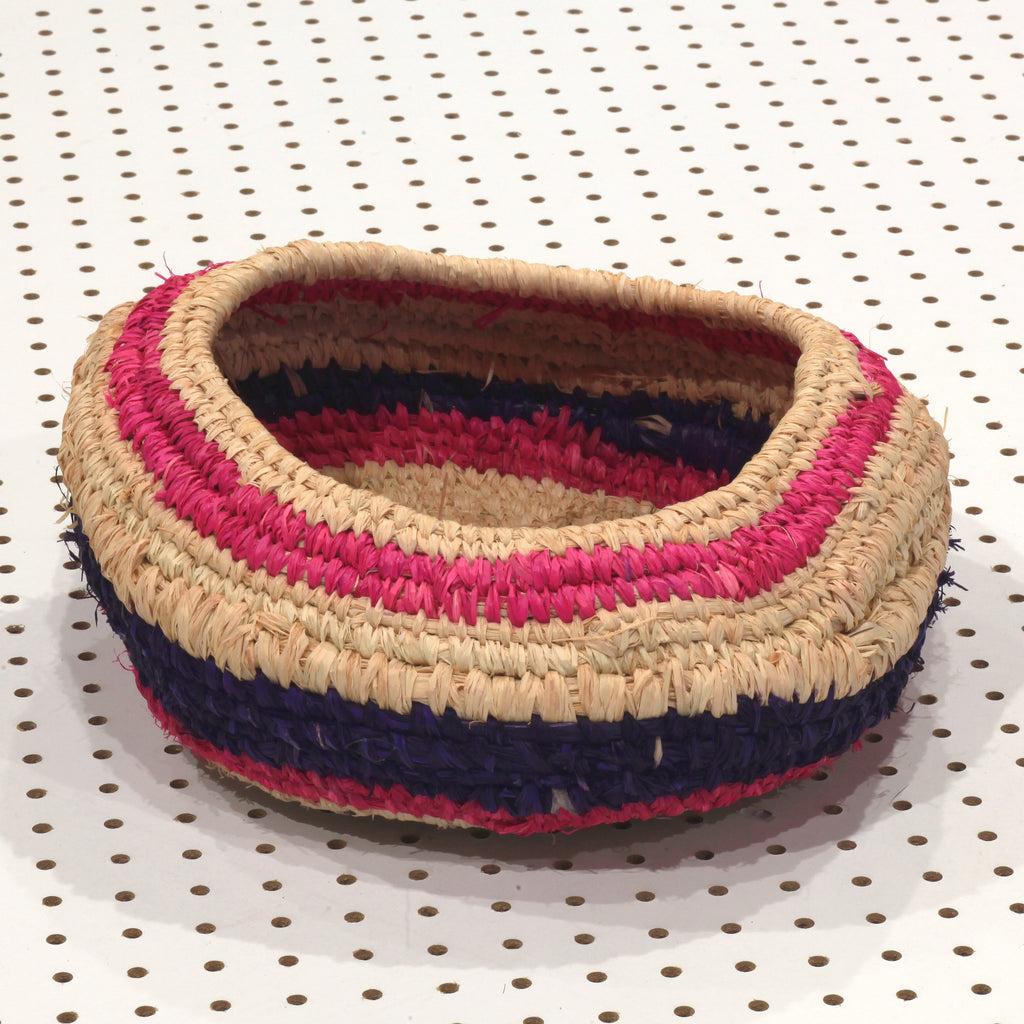 Aboriginal Artwork by Polyanne Smith, Fregon - Tjanpi Basket