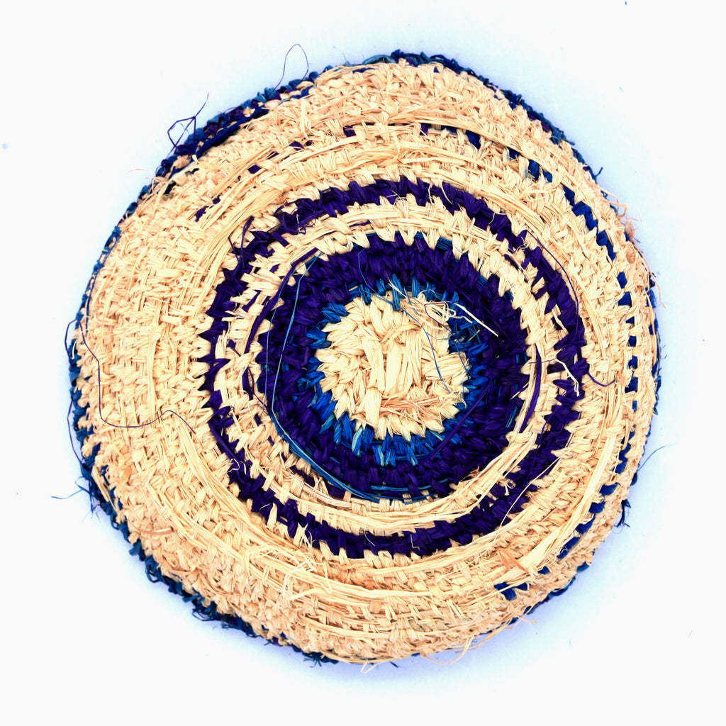 Aboriginal Artwork by Tjanpi basket, Mary Mingkili, Iwantja/Indulkuna (23-24cm)
