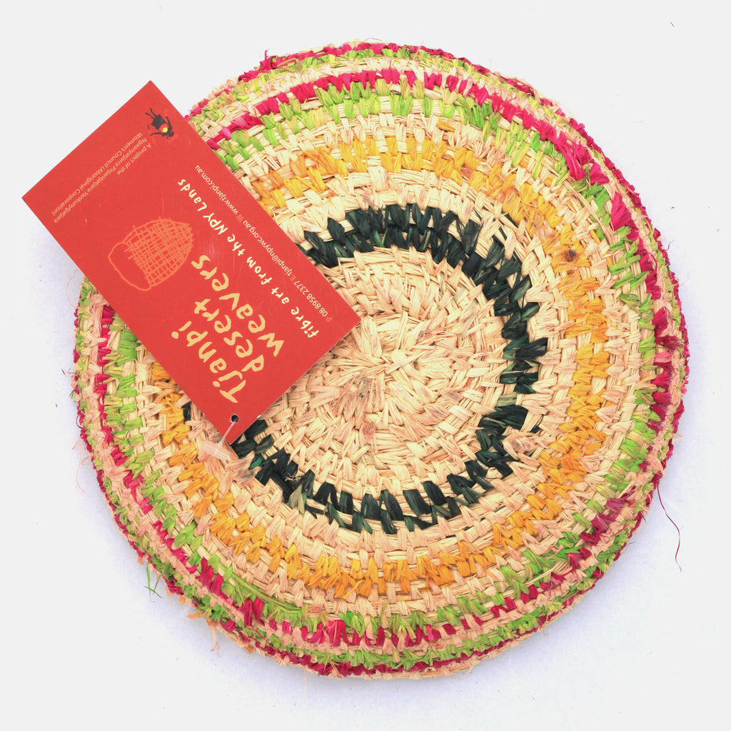 Aboriginal Artwork by Tjanpi basket, Marlene Brumby, Iwantja (21-22cm)