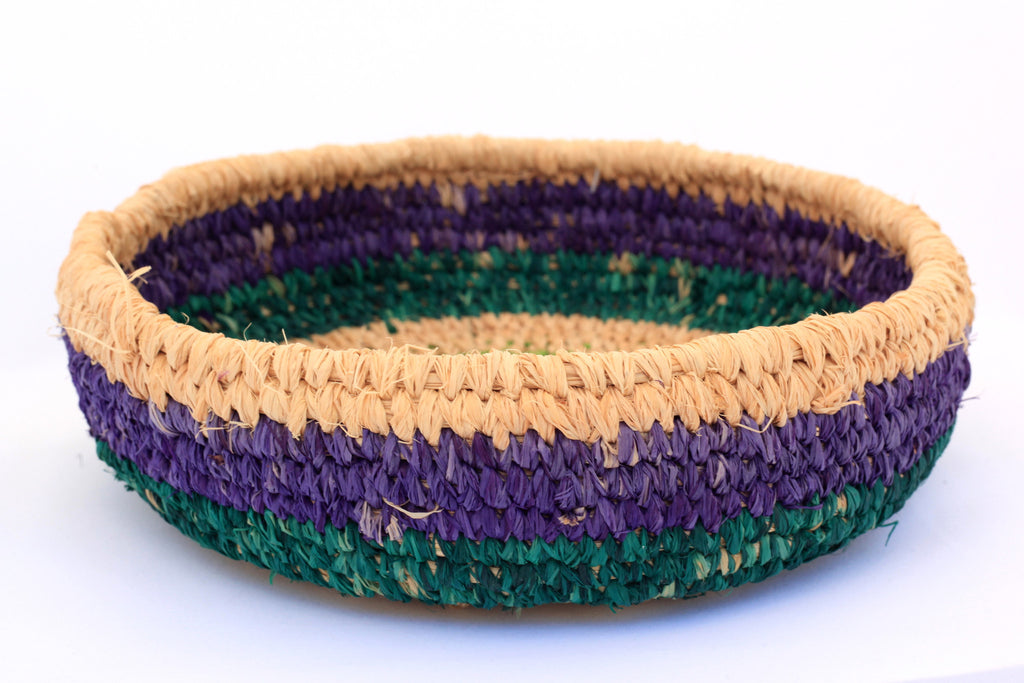 Aboriginal Artwork by Tjanpi basket, Valerie Bennett, Docker River (22-23cm)