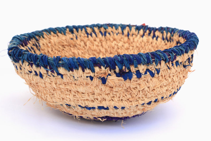 Aboriginal Artwork by Tjanpi basket, Mary Mingkili, Iwantja/Indulkuna (23-24cm)