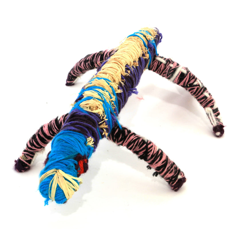 Aboriginal Artwork by Tjanpi tinka (lizard/goanna) sculpture, Emma Singer, Mimili