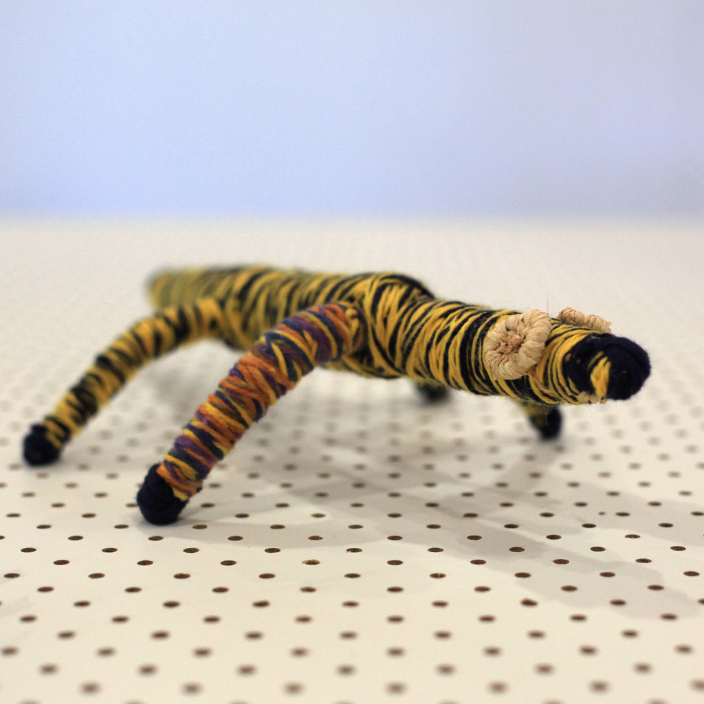 Aboriginal Artwork by Imitjala Pollard, Watarru - Tjanpi Tinka (lizard) Sculpture