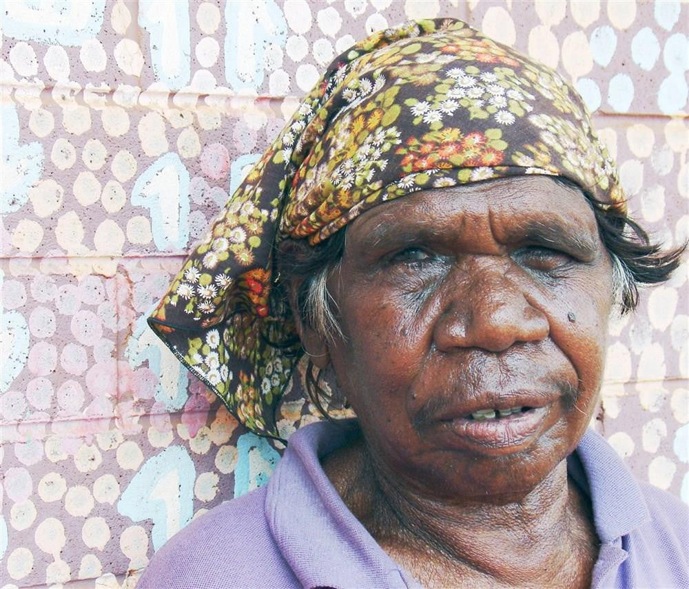 Aboriginal Artwork by Phyllis Napurrurla Williams, Ngapa Jukurrpa - Pirlinyarnu, 30x30cm