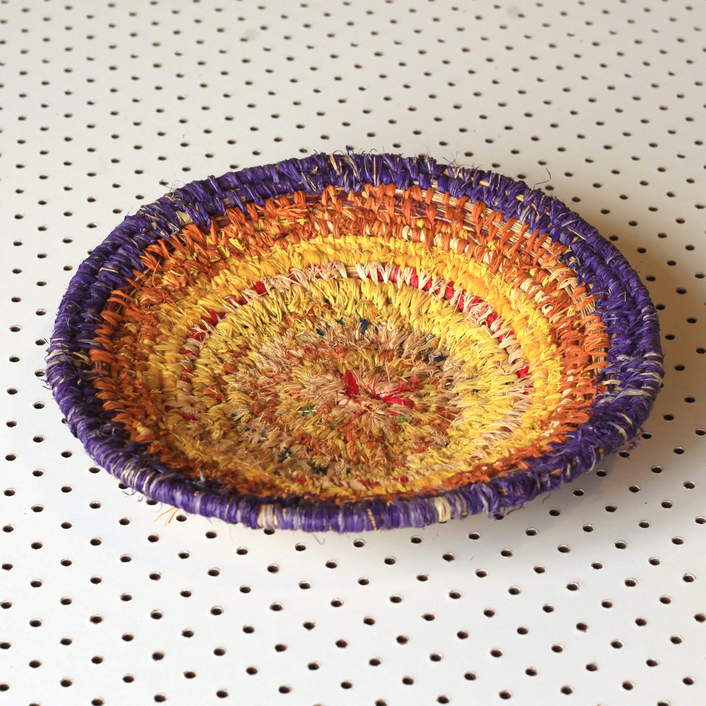 Aboriginal Artwork by Tjanpi basket, Thelma Mclean, Mantamaru (27-29cm)
