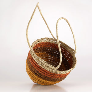 Aboriginal Art by Maywundjiwuy Ŋurruwuthun, Bathi (woven basket) - ART ARK®