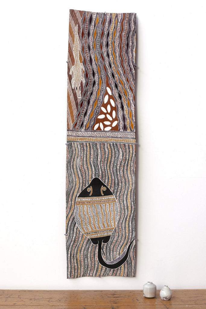 Aboriginal Artwork by Wulu Marawili, Garraŋali (Maḏarrpa clan), 117x30cm Bark