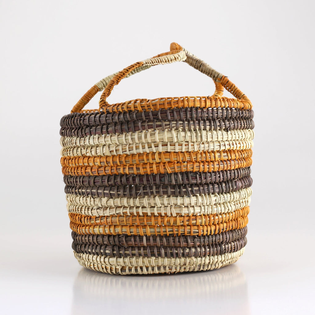 Aboriginal Artwork by Yaminy Mununggurr Janet, Bathi (woven basket)